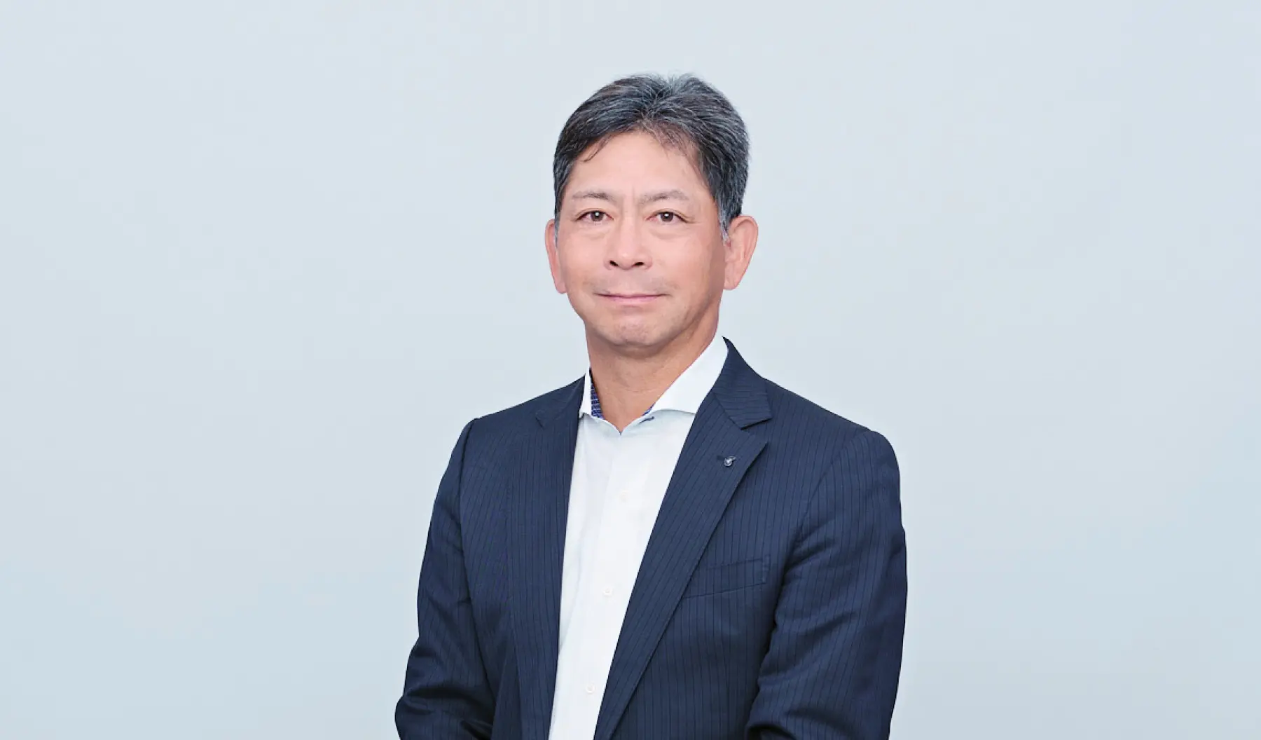 SAAFホールディングス  代表取締役  前　俊守